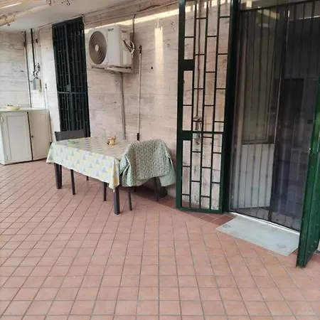 Con Terrazza Privata Vicino Mare Поццуоли
